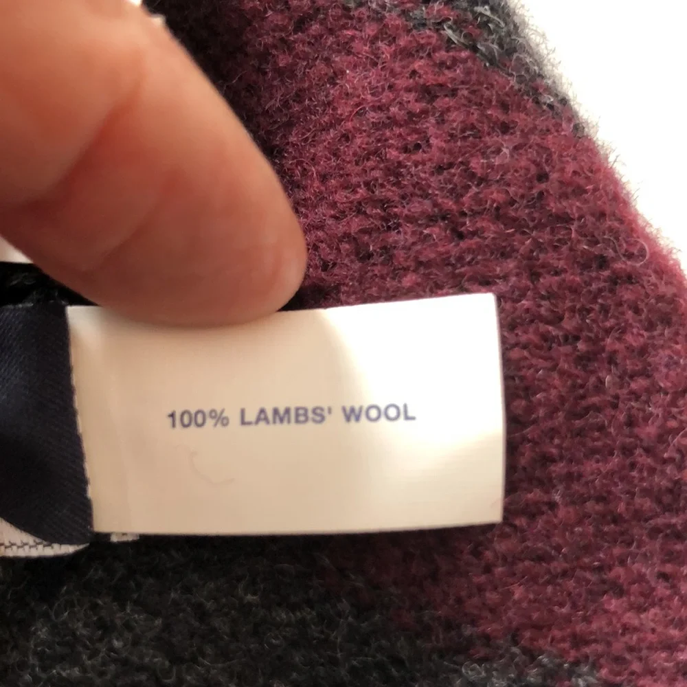 Gap lambswool gray/maroon/navy stripe scarf
